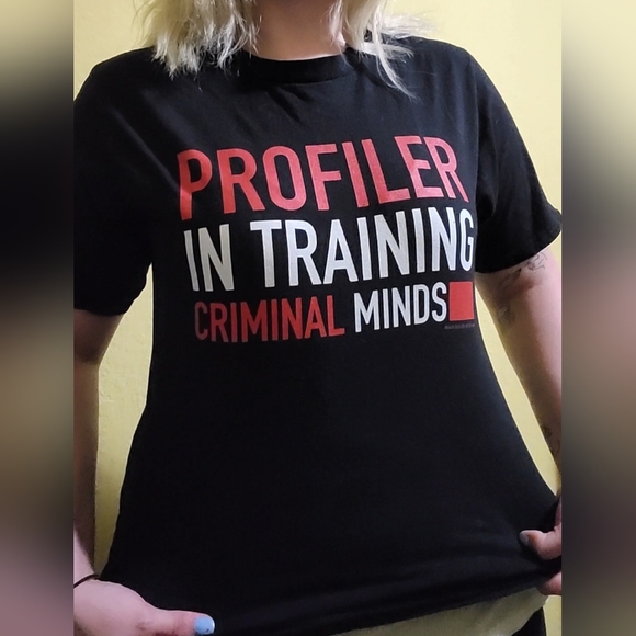 Criminal minds profiler In training t shirt - Picture 1 of 3